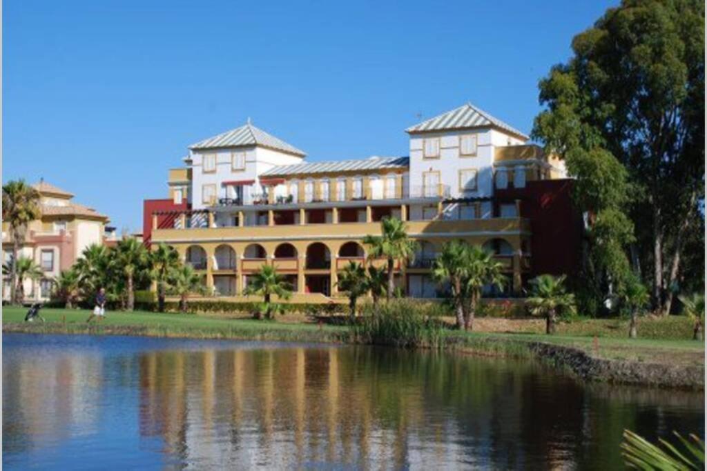 Apartamento T2, Urbanizacao Golf, Isla Canela 韦尔瓦 外观 照片